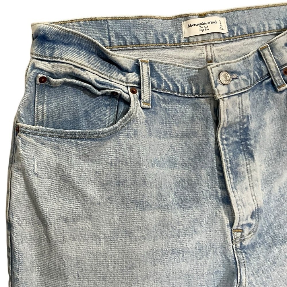 Abercrombie & Fitch The Dad High Rise Jeans Light Wash Size 32 14R NWT - Picture 7 of 13